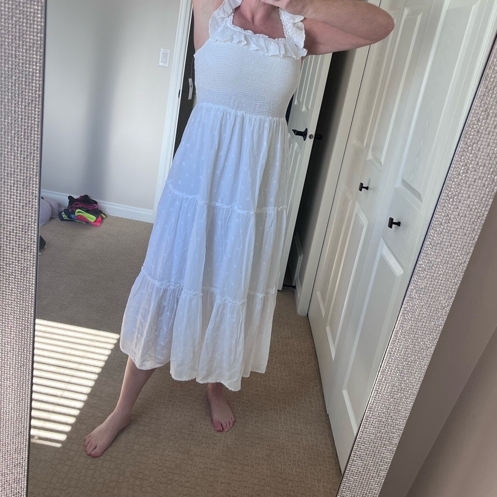 Old Navy White Ruffled Women’s Dress